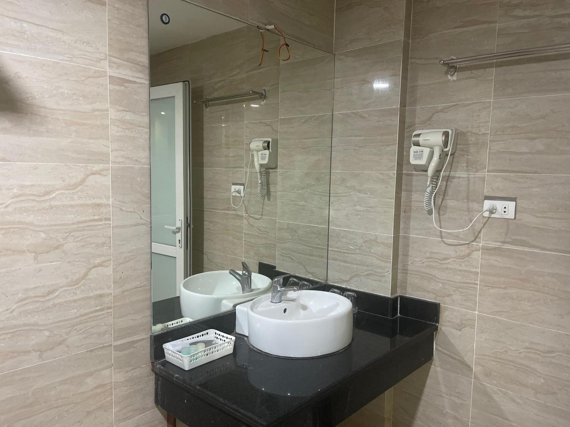 New Amely Hotel Hanoi Dış mekan fotoğraf