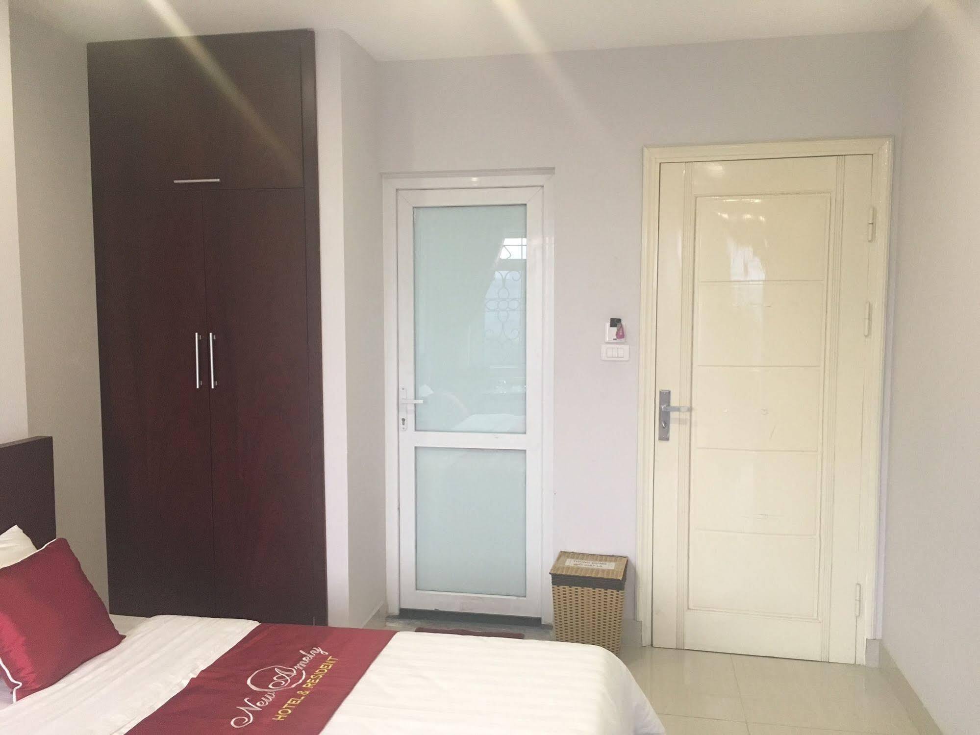 New Amely Hotel Hanoi Dış mekan fotoğraf